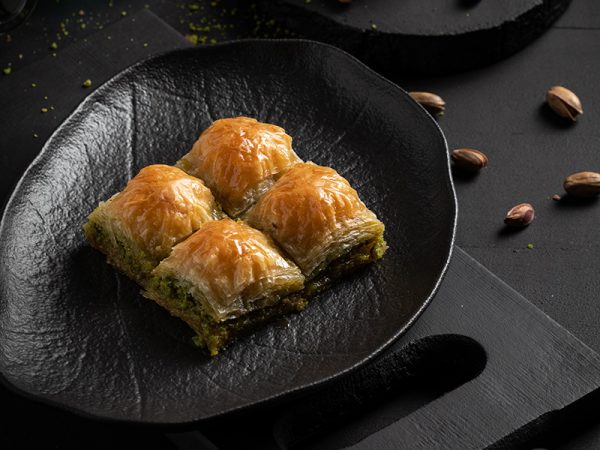 antep-fistikli-klasik-baklava